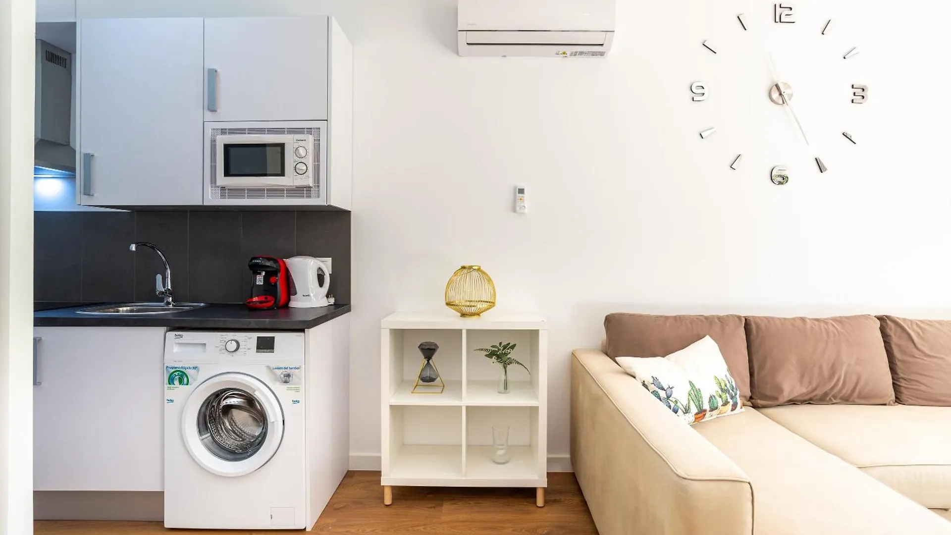 Beach Garden Apartment Torremolinos Spain
